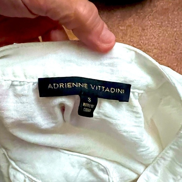 ⭐️Adrienne Vittadini,Semi-Sheer White Button-Up Blouse, Romantic & Sexy,V-Neck,S - Picture 5 of 12
